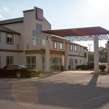 Morgantown Inn & Suites Buitenkant foto