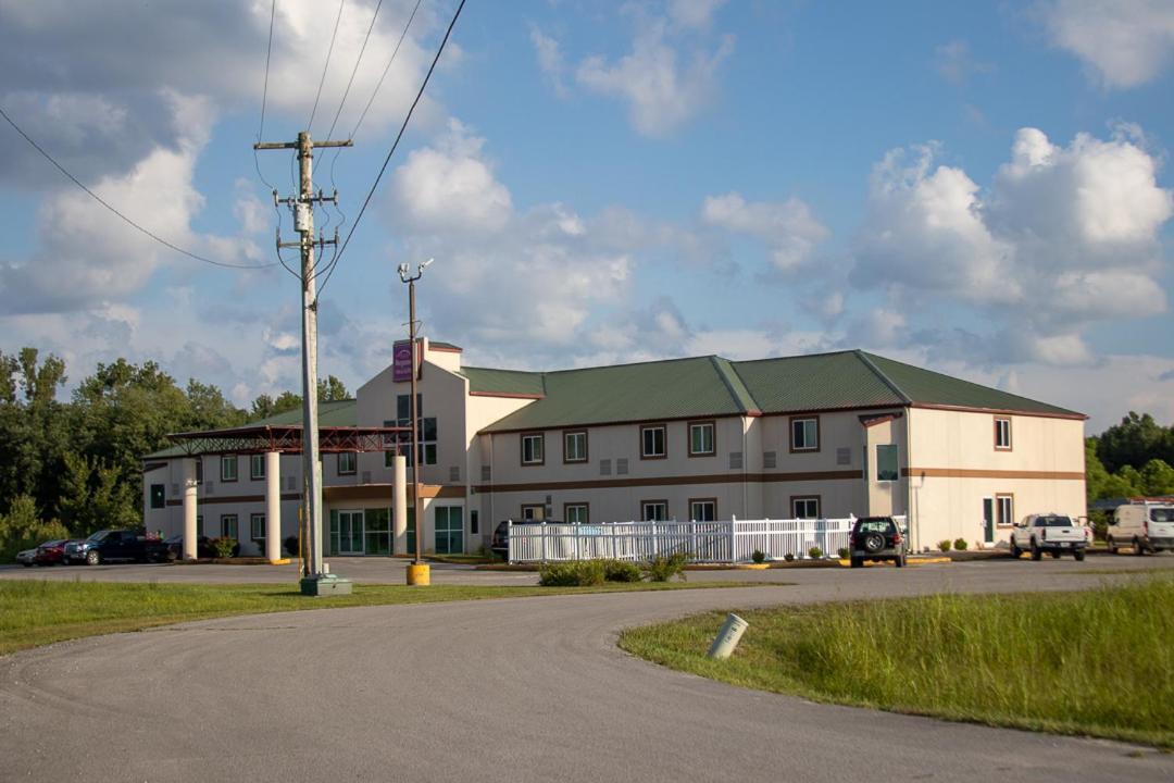 Morgantown Inn & Suites Buitenkant foto